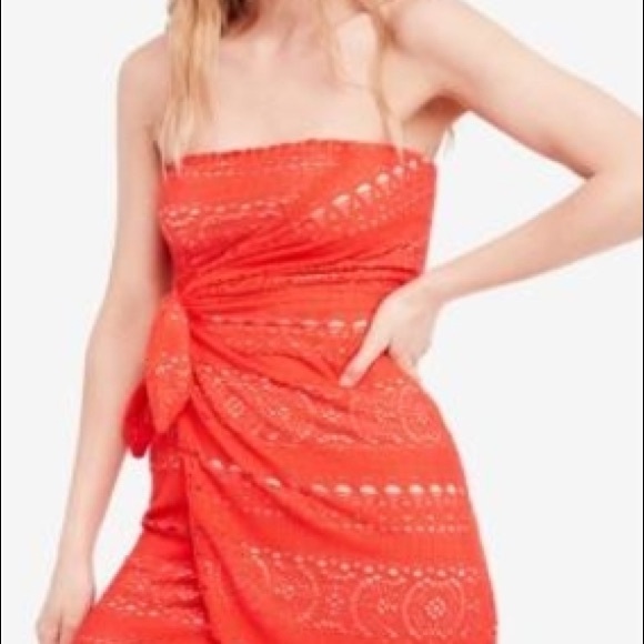 ++FREE PEOPLE++  Lace Strapless Dress - Picture 4 of 8